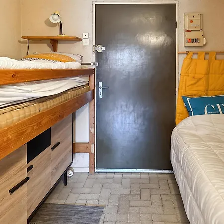 Dans Avec Piscine Daire